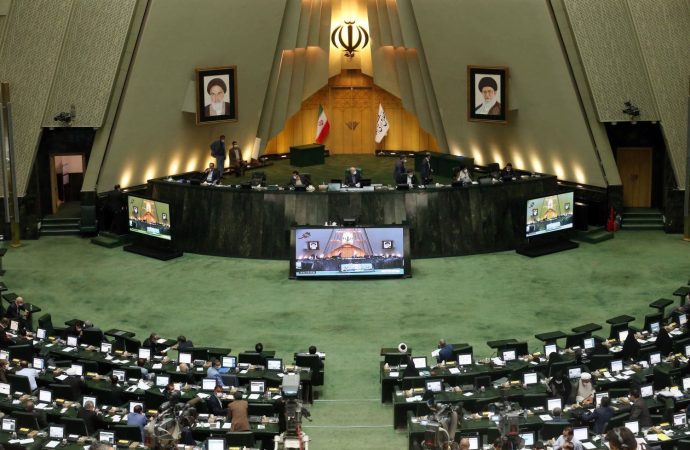 اعلام آمادگی فراکسیون مستقلین برای همکاری با رئیس جمهور منتخب